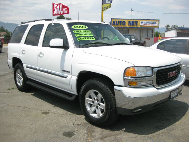 GMC Yukon 2003 photo 4