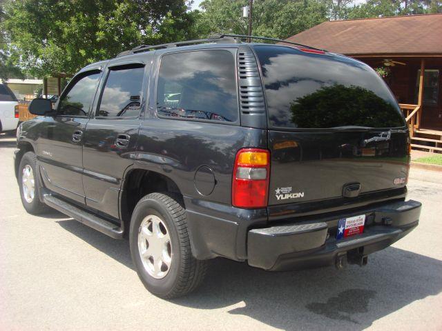 GMC Yukon 2003 photo 3