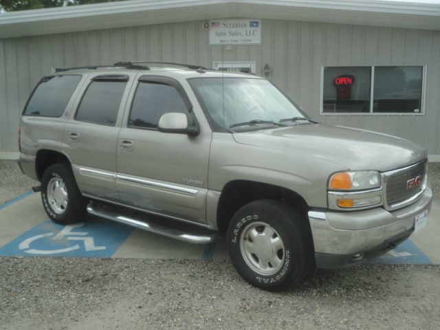 GMC Yukon 2003 photo 3