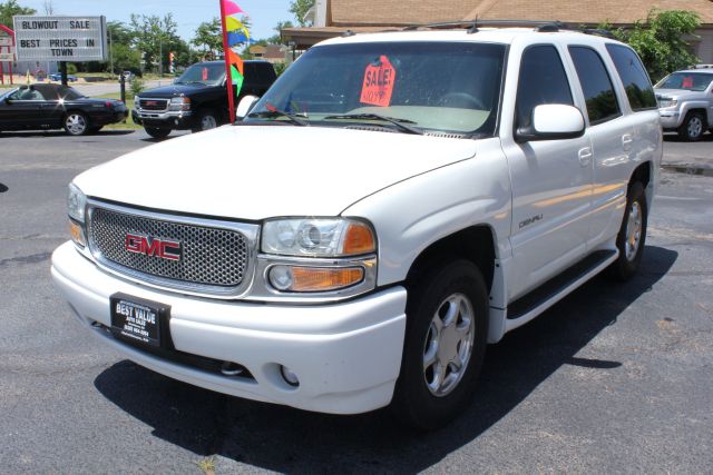 GMC Yukon 2003 photo 3