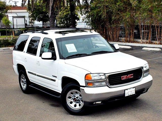 GMC Yukon 2003 photo 1