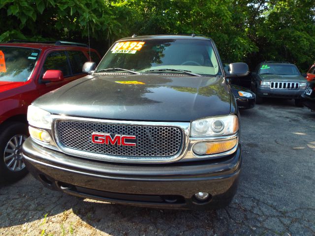 GMC Yukon 2003 photo 4