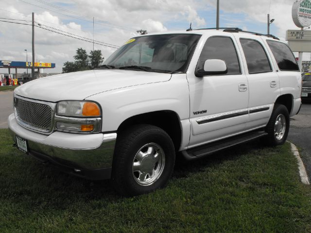 GMC Yukon 2003 photo 3