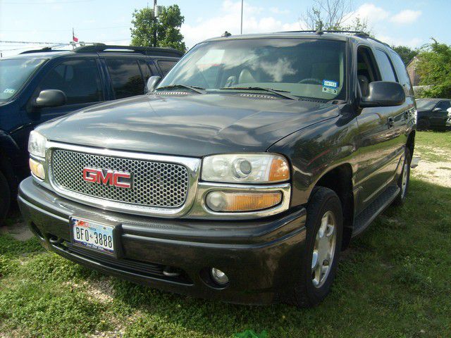 GMC Yukon 2003 photo 19