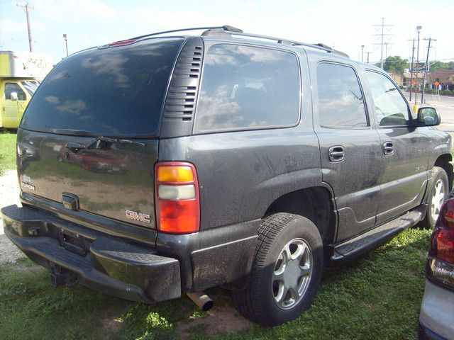 GMC Yukon 2003 photo 4