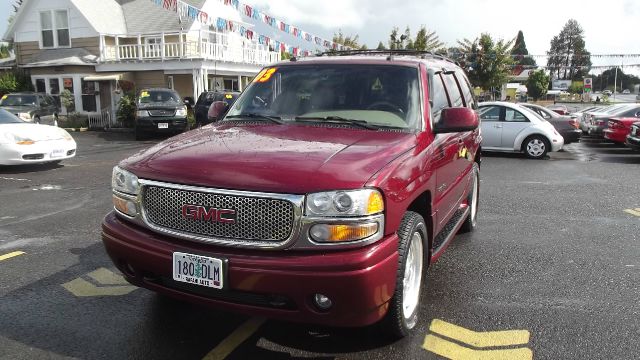 GMC Yukon 2003 photo 4