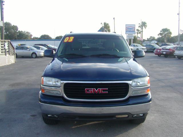 GMC Yukon 2003 photo 1