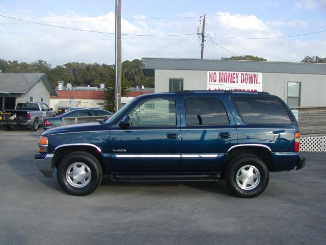 GMC Yukon 2003 photo 3