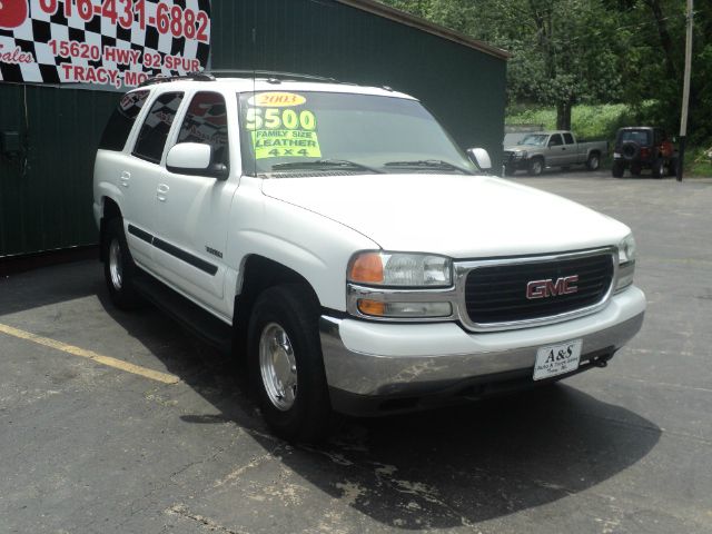 GMC Yukon 2003 photo 4