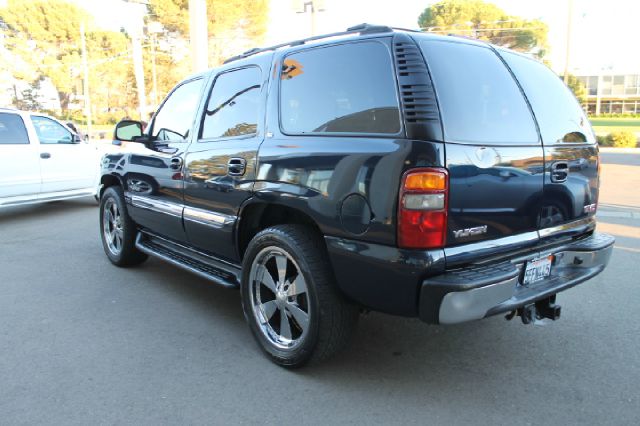 GMC Yukon 2003 photo 4