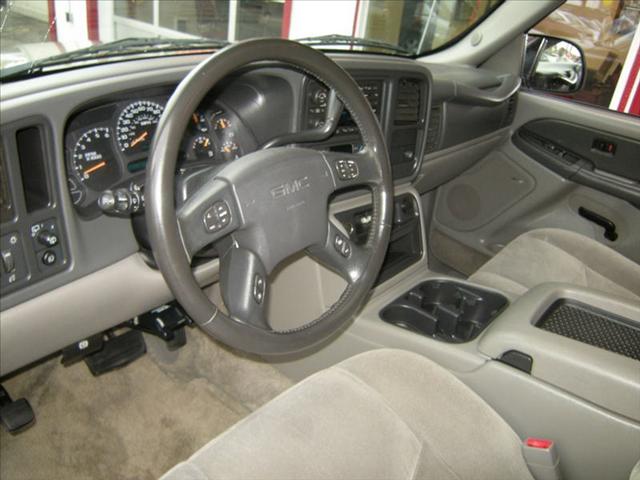 GMC Yukon 2003 photo 3