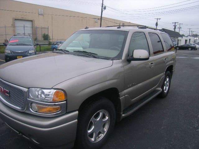 GMC Yukon 2003 photo 7