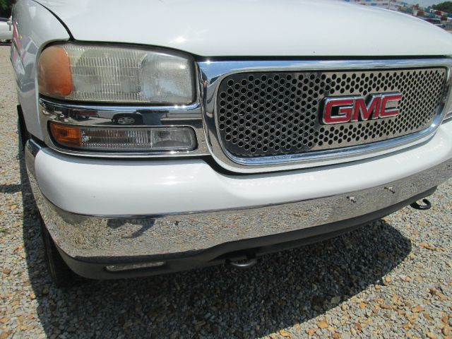 GMC Yukon 2003 photo 19