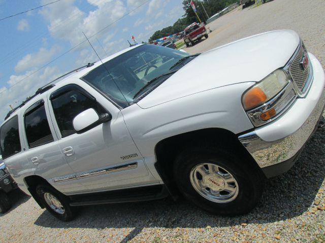 GMC Yukon 2003 photo 22