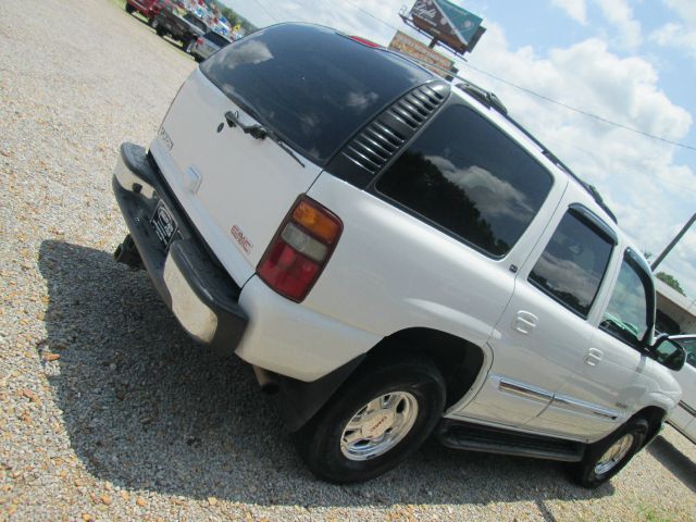 GMC Yukon 2003 photo 23