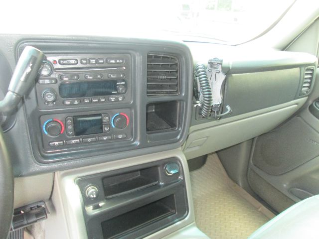 GMC Yukon 2003 photo 27