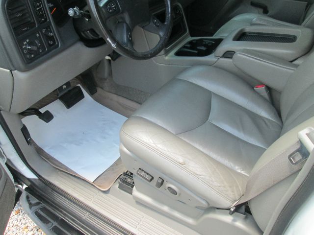 GMC Yukon 2003 photo 3