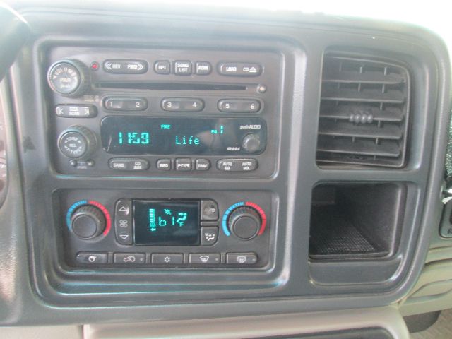 GMC Yukon 2003 photo 9