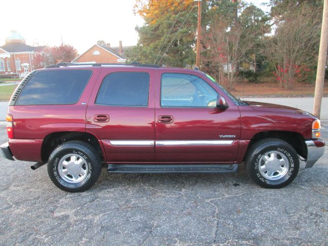 GMC Yukon 2003 photo 3