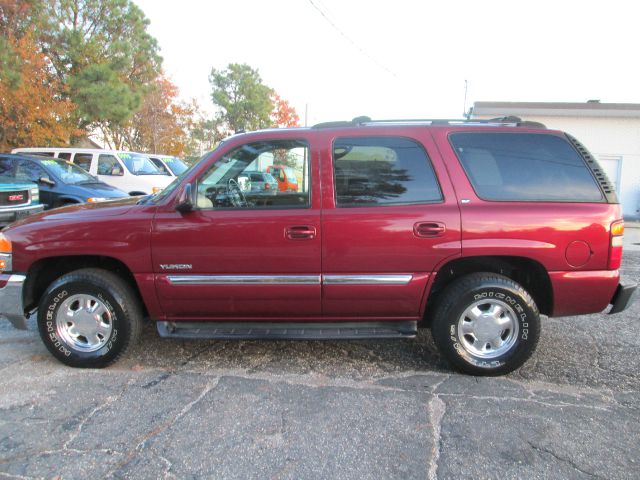 GMC Yukon 2003 photo 4