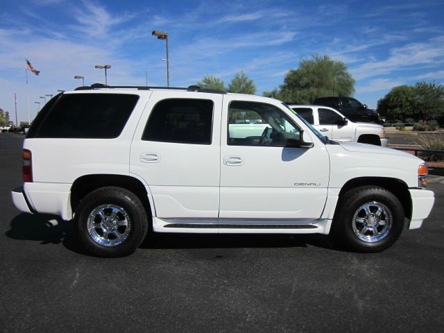 GMC Yukon Base SUV