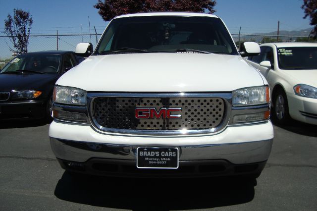 GMC Yukon 2003 photo 4