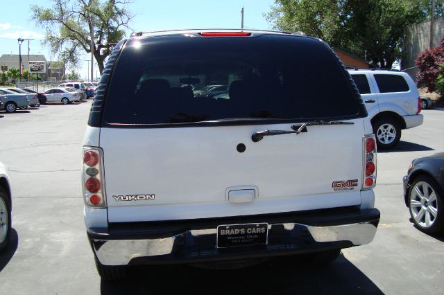 GMC Yukon 2003 photo 5