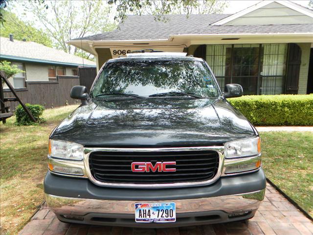 GMC Yukon 2003 photo 1