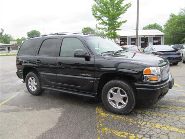 GMC Yukon 2003 photo 10