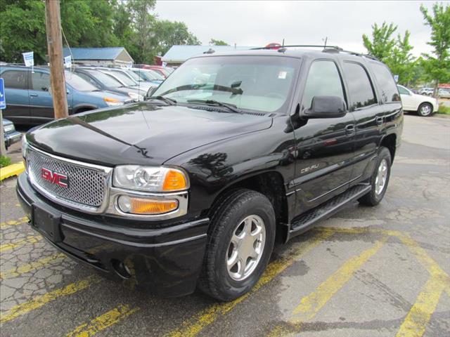 GMC Yukon 2003 photo 17