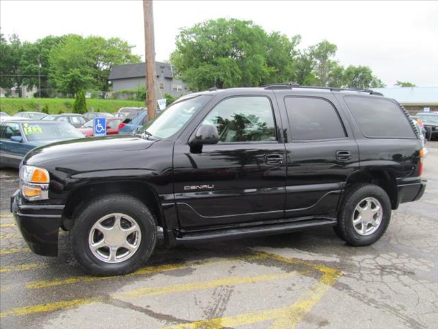 GMC Yukon 2003 photo 4