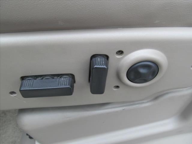 GMC Yukon 2003 photo 7