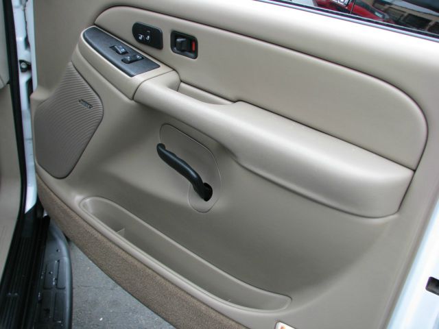 GMC Yukon 2004 photo 14