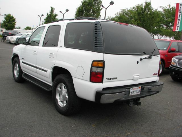 GMC Yukon 2004 photo 17