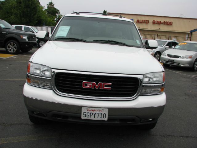 GMC Yukon 2004 photo 19