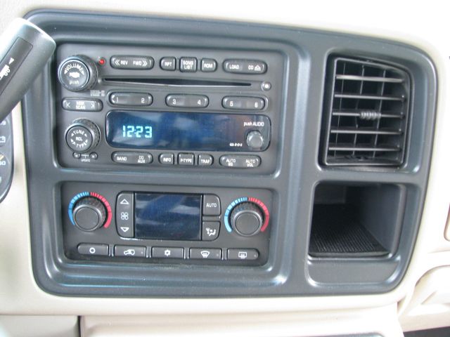 GMC Yukon 2004 photo 5