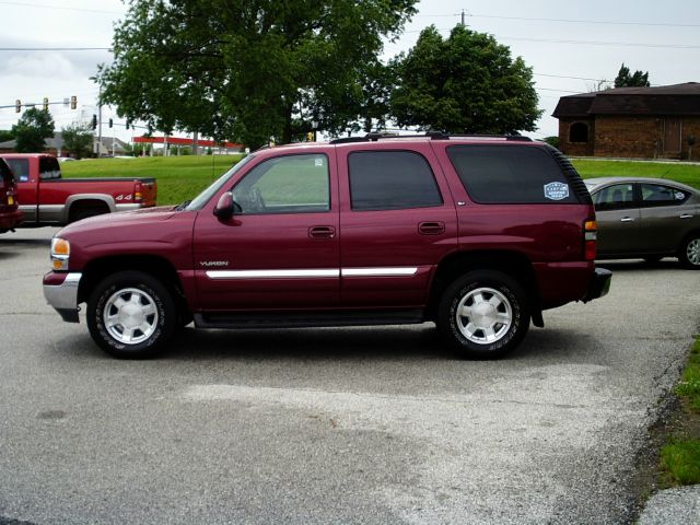 GMC Yukon 2004 photo 11