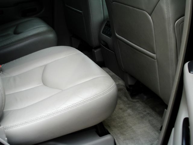 GMC Yukon 2004 photo 6