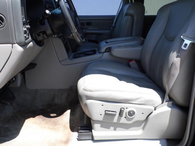 GMC Yukon 2004 photo 13