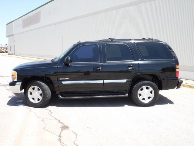 GMC Yukon 2004 photo 20