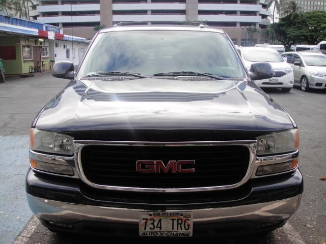 GMC Yukon 2004 photo 2