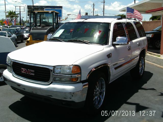 GMC Yukon 2004 photo 6