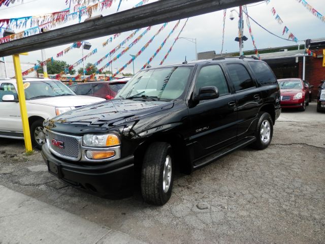 GMC Yukon 2004 photo 3