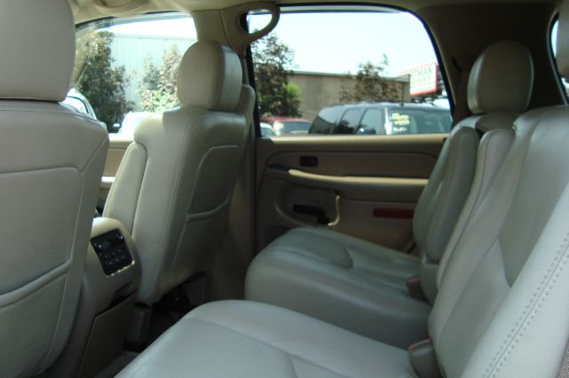 GMC Yukon Ram 3500 Diesel 2-WD SUV