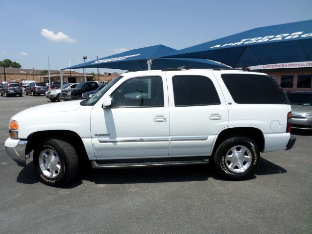 GMC Yukon 2004 photo 0