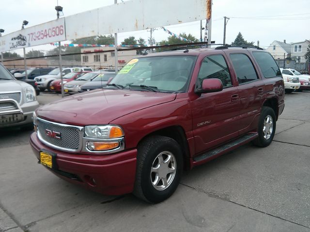 GMC Yukon 2004 photo 4