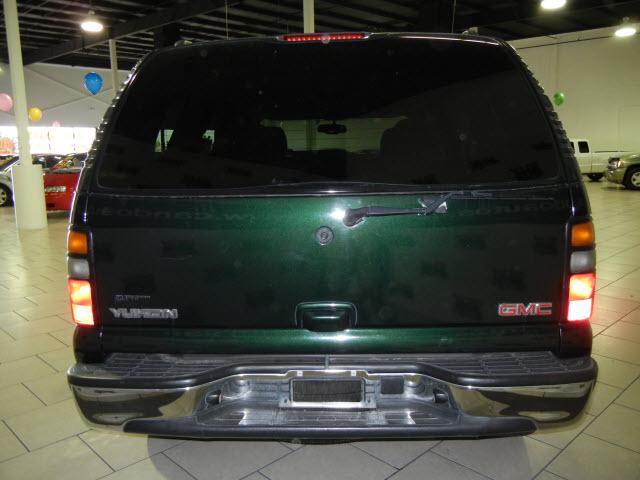 GMC Yukon 2004 photo 5