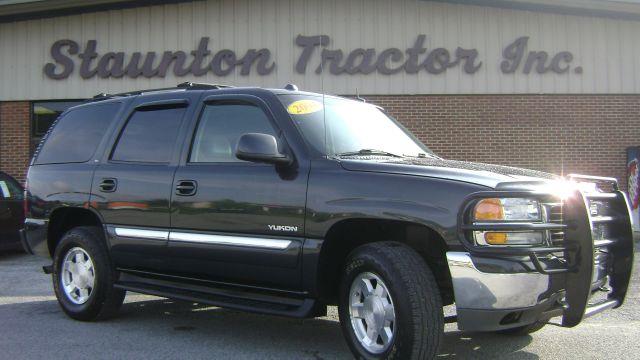 GMC Yukon 2004 photo 4