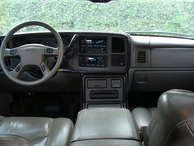 GMC Yukon EX Sedan 4D SUV