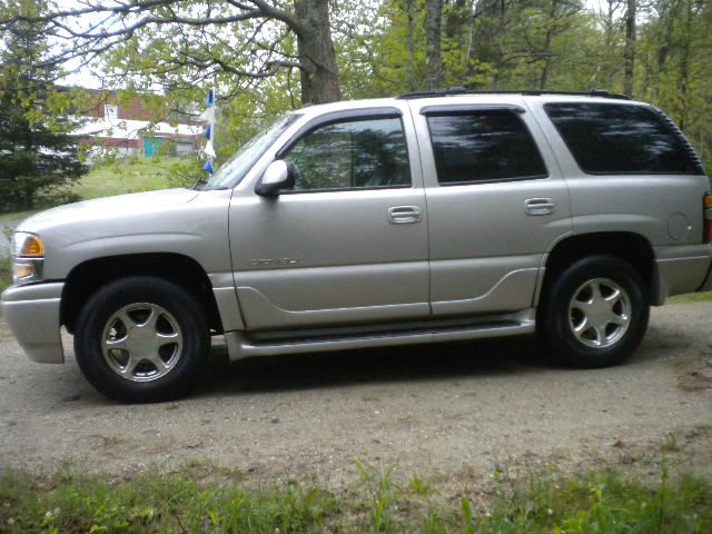 GMC Yukon 2004 photo 38